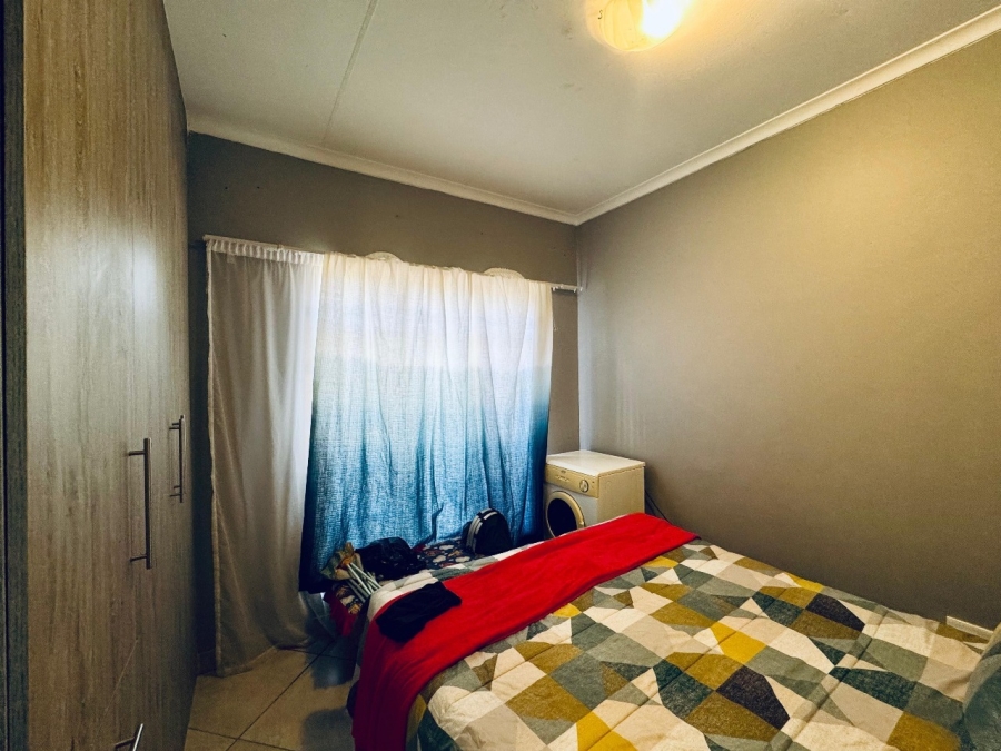 To Let 3 Bedroom Property for Rent in Waterval East North West